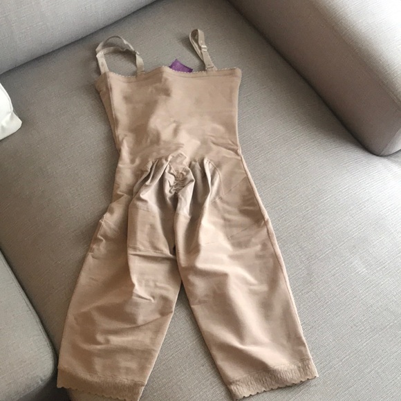 Lycra beauty size # M brand new💕 - Picture 2 of 3